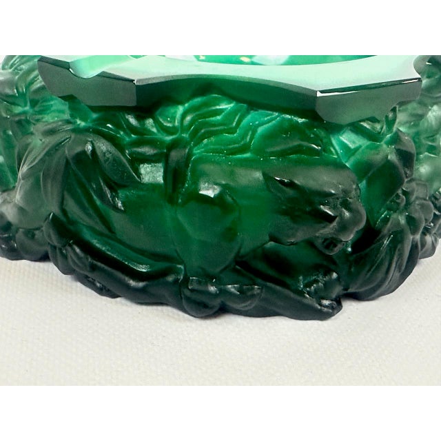 Bohemian Art Deco Malachite Glass Panthers Ashtray attributed to Heinrich Hoffmann, 1940s For Sale - Image 9 of 11