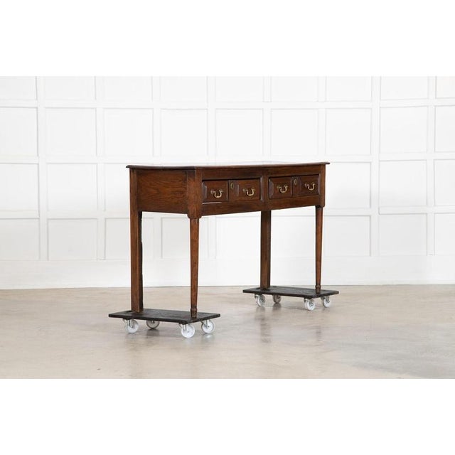 George III English Vernacular Oak Dresser Base, 1800 For Sale - Image 3 of 17