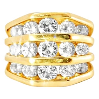 Late 20th Century 14K Yellow Gold Diamond Ring Estate, Size 7.25 For Sale