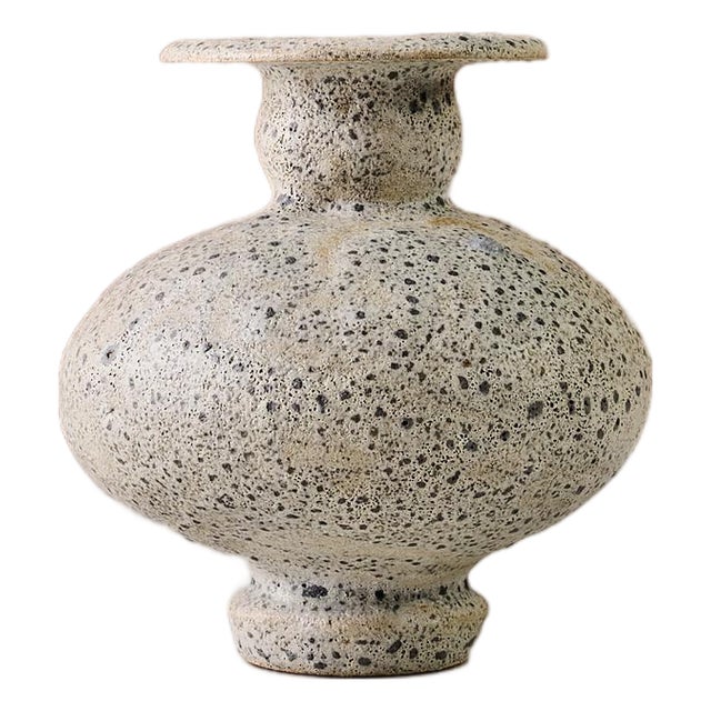 Handcrafted "Calpide Granito" Decorative Vase by Canoa Lab in Speckled Gray Stoneware For Sale