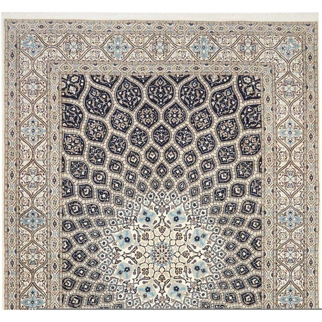 Hand-knotted Nain Oriental Rug | Knot density: 900,000 / m² | Material: 100% virgin wool | Size: 213 x 311 cm | Origin...