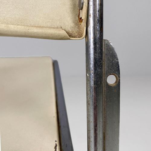 Mid-Century Modern White Chairs by David Rowland for GF Furniture, 1963, Set of 3 For Sale - Image 15 of 18