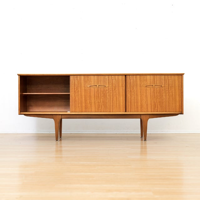 Contemporary Mid Century Teak Credenza by Jentique Furniture For Sale - Image 3 of 10