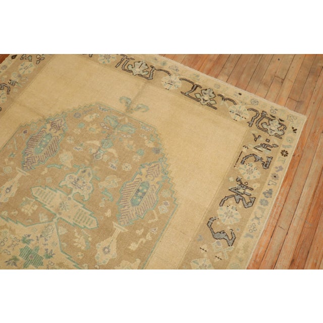 Mid 20th Century Vintage Turkish Rug, 5'10'' X 8'5'' For Sale - Image 9 of 10