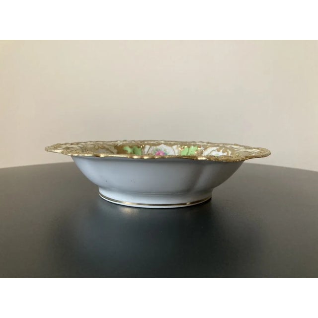 Early 20th Century Hand Painted Gold Nippon Green Floral Victorian Roses Porcelain Bowl, Japan For Sale In New York - Image 6 of 12