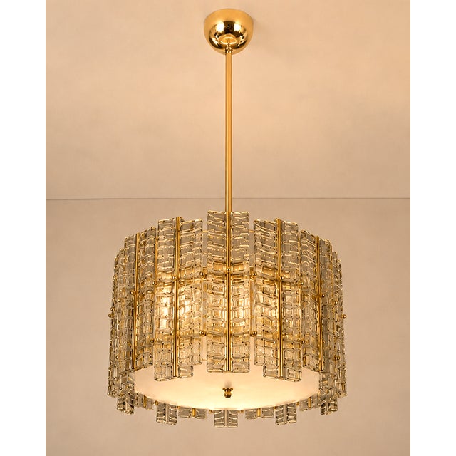 Contemporary Modern Italian Fumè “Tropical” Murano Glass Gold Chandelier by Simoeng For Sale - Image 4 of 5