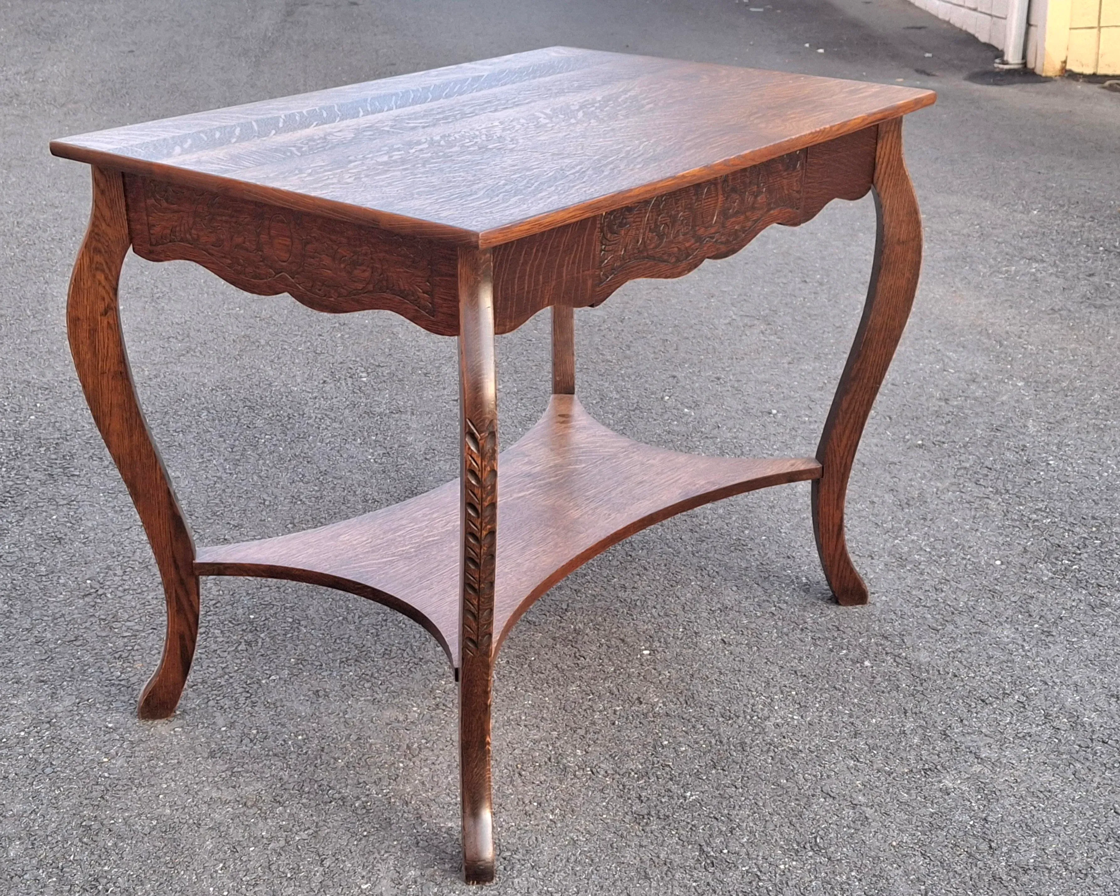 Early 20th Century Larkin Co. Quarter Sawn Tiger Oak Library Table