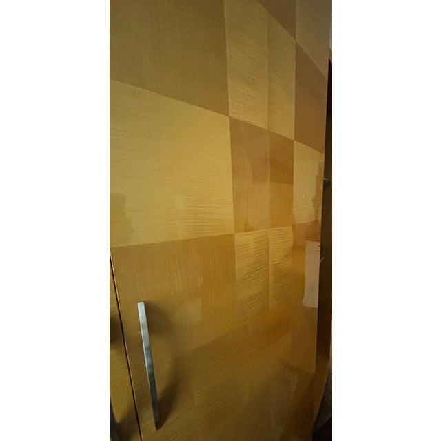 Post-Modern Maple & Lacquer 3-Piece Armoire Ensemble. For Sale In New York - Image 6 of 10
