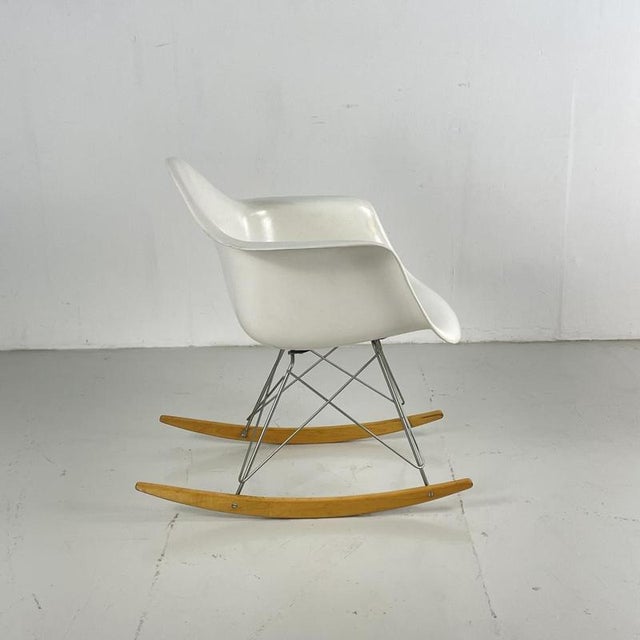 White White RAR Rocking Chair by Charles and Ray Eames for Herman Miller, 1950s For Sale - Image 8 of 12