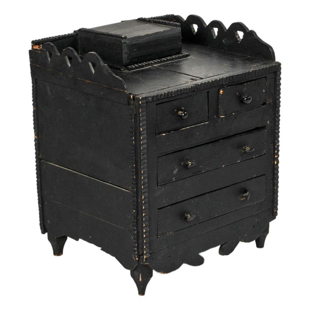 Early 20th Century Primitive Folk Art Jewelry Box Tabletop Chest of Drawers Tramp Art Detail For Sale