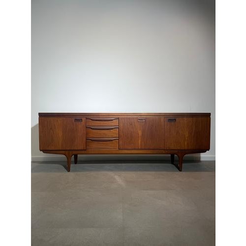 Mid-Century Modern British Teak Sideboard from Greaves & Thomas For Sale - Image 9 of 9