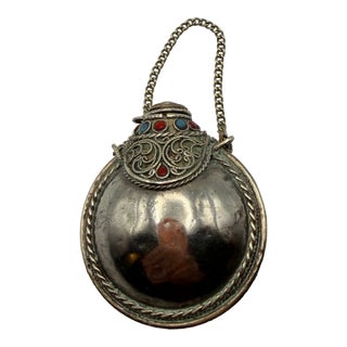Vintage Silver Decorative Snuff Bottle For Sale