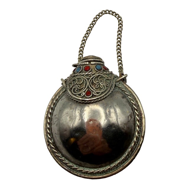 Vintage Silver Decorative Snuff Bottle For Sale