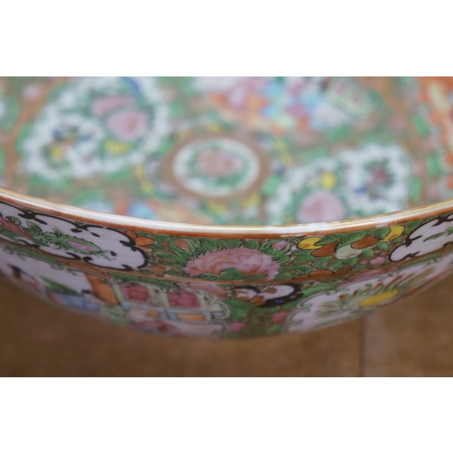 Antique Chinese Export Famille Rose Medallion Porcelain Serving Bowl & Platters For Sale - Image 9 of 18