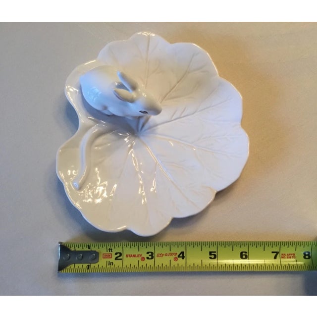 Bordallo Pinheiro Vintage Mid-Century Modern Bordallo Pinheiro White Majolica Rabbit Cabbage Leaf Plate For Sale - Image 4 of 4