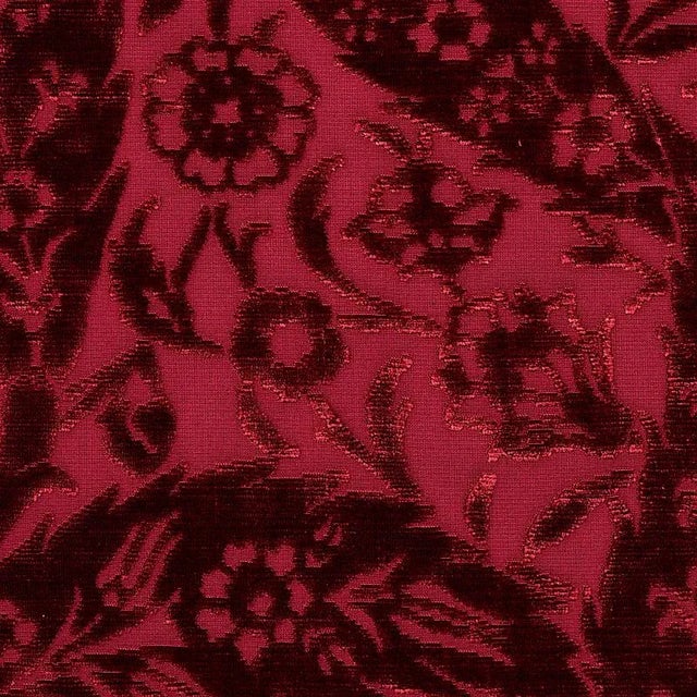 Schumacher Schumacher Saz Paisley Velvet Fabric in Burgundy For Sale - Image 4 of 5
