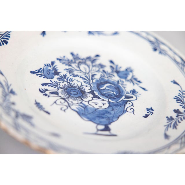 Delft Antique 18th Century Dutch Delft Faience Floral Plate For Sale - Image 4 of 6