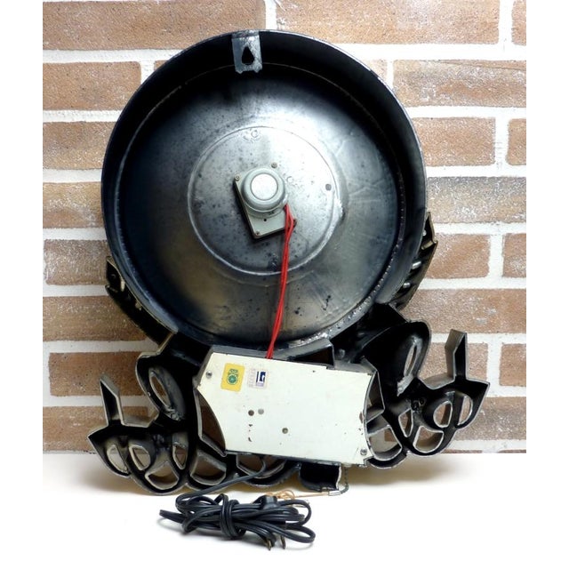 Original indoor signs made in usa sclitz: sign + clock -1970- 125 volt - measures 45 x 40 perfectly working this piece has...