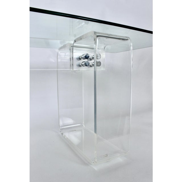 Neal Small Clear Lucite Block Coffee Table with Glass Top, 1970s For Sale - Image 10 of 12