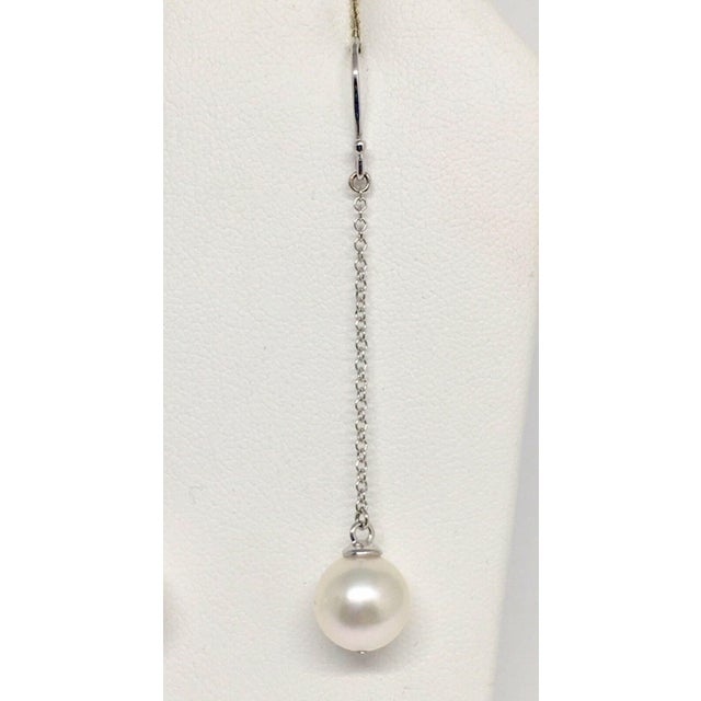 Traditional Akoya Pearl Drop Earrings14 Karat Gold Women Certified For Sale - Image 3 of 9