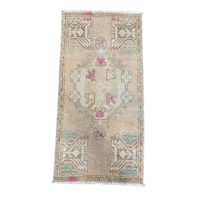 Turkish Yastik Rug 1'5" x 2'11" For Sale