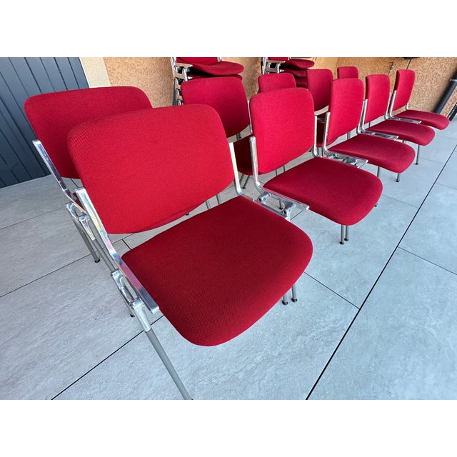 Vintage Model DSC 106 Chairs by Giancarlo Piretti for Castelli, 1973, Set of 20 For Sale - Image 14 of 18