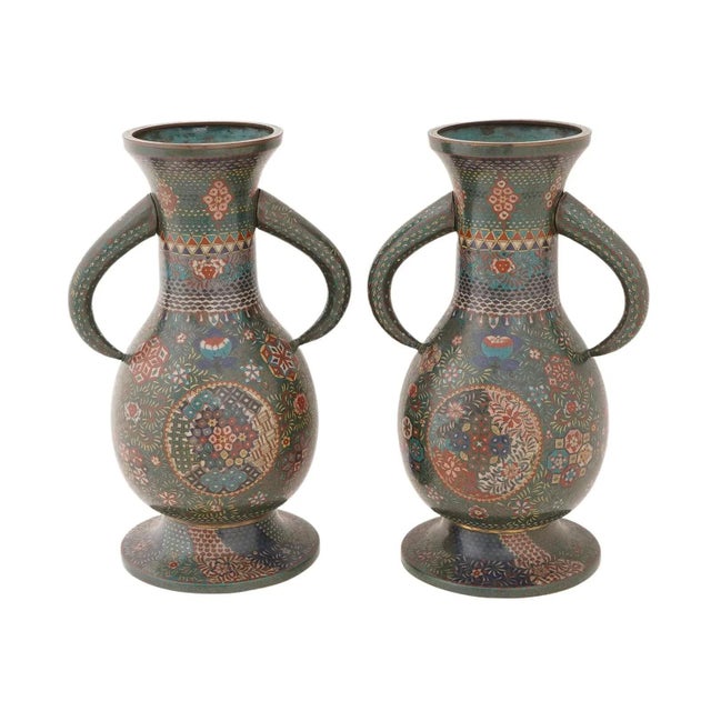 Pair of Antique Japanese Cloisonné Enamel Vases For Sale In New York - Image 6 of 9