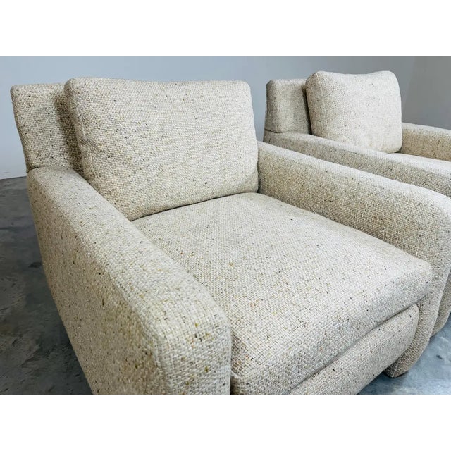 Beige Mid-Century Modern Club Chairs in Tweed, Style of Milo Baughman, 1960s For Sale - Image 8 of 9