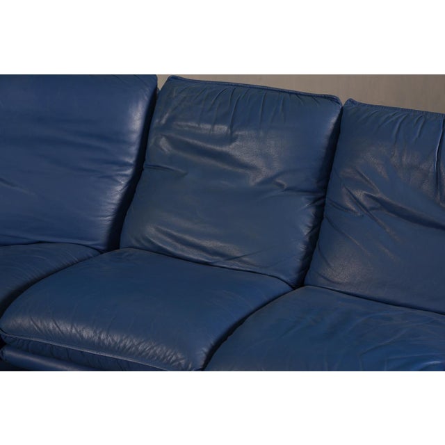 1980s Post-Modern Leather Sofa by Nicoletti Salotti, Italy, 1980s For Sale - Image 5 of 10