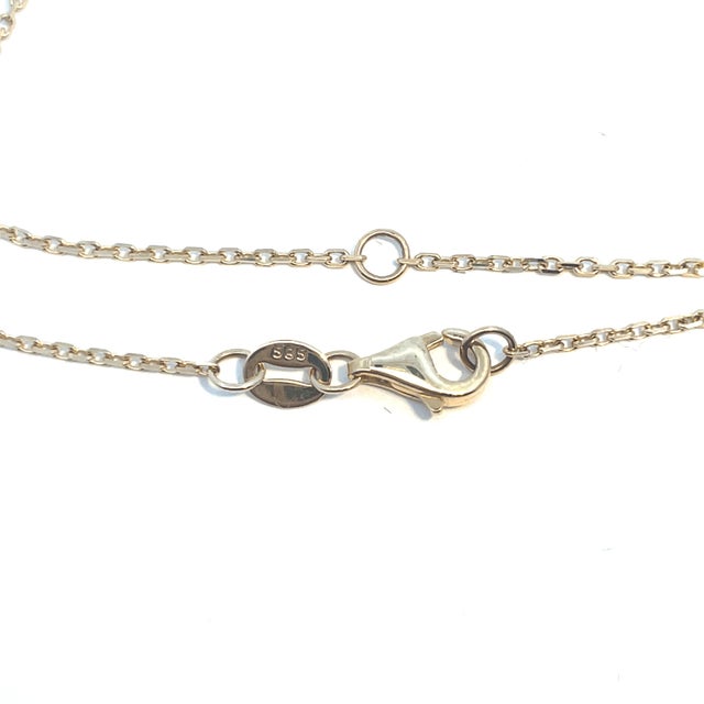 14k Yellow Gold Heart Necklace With Emeralds and Diamonds For Sale In New York - Image 6 of 10