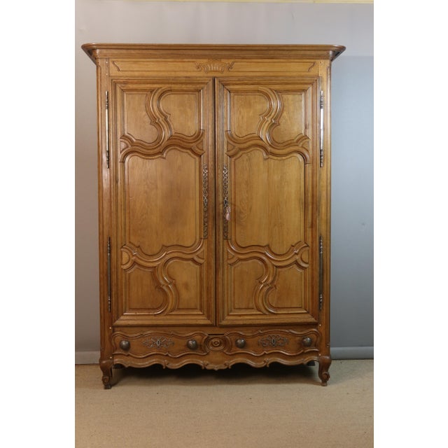18th Century Wardrobe in Oak For Sale - Image 14 of 14