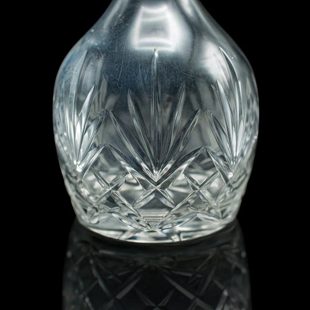 Vintage Medium Bodied Wine Decanter, English, Cut Glass, Merlot, Grenache, 1970 For Sale - Image 10 of 12