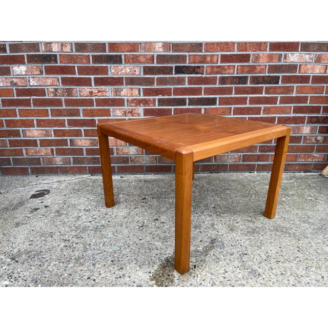 Beautiful Mid Century Modern Danish Coffee Table. Mint Condition -Made in Denmark
