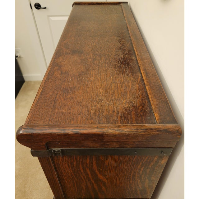 Arts & Crafts 1900s Tiger Oak Arts & Crafts Barrister 3-Shelf Bookcase For Sale - Image 3 of 8