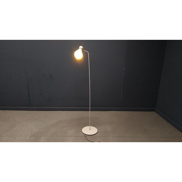 White Articulated Diabolo Floor Lamp, Italy, 1970s For Sale - Image 8 of 18