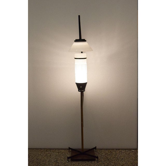 Stilnovo Floor Lamp attributed to Stilnovo, 1950s For Sale - Image 4 of 11