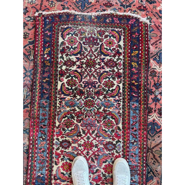 Persian 1930s Linen Ground Water Garden Hamadan Ice Blues Rug 2.7 x 9.10 For Sale - Image 3 of 10