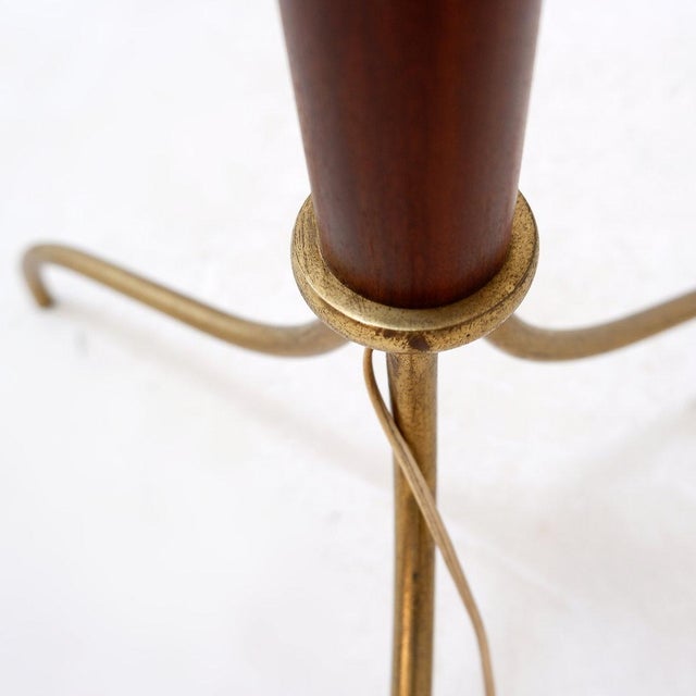 Vintage Tripod Floor Lamp with Opaline Glass from Stilnovo, 1950s For Sale - Image 14 of 16