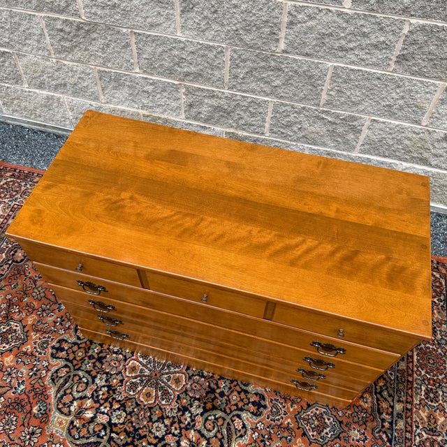 American Vintage Ethan Allen Heirloom Nutmeg Maple 3 Drawer Low Dresser or Bachelor's Chest (10-4551) For Sale - Image 3 of 14