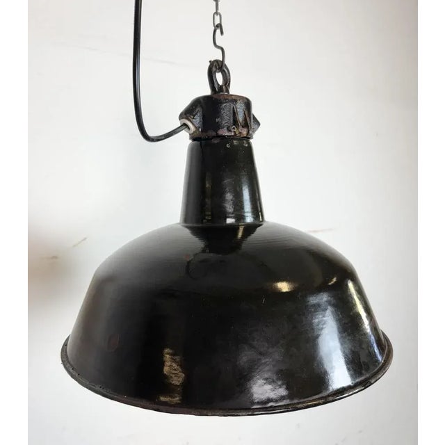 1950s Industrial Black Enamel Factory Lamp with Cast Iron Top from Elektrosvit, 1950s For Sale - Image 5 of 18