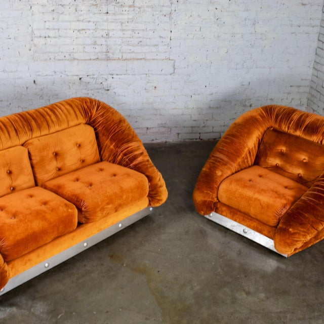 Metal Late 20th Century Modern to Postmodern Low-Slung Loveseat & Chair Set Burnt Orange Velvet & Aluminum Detail For Sale - Image 7 of 18