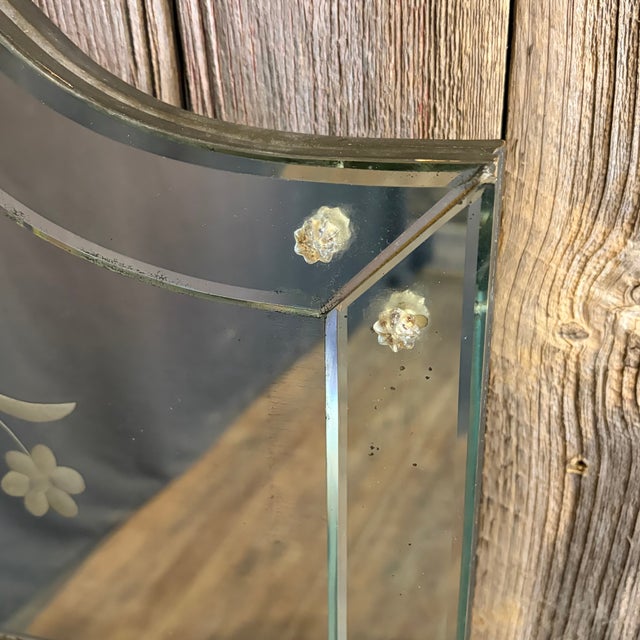 Antique Venetian Engraved Neoclassical Wall Mirror For Sale - Image 4 of 7