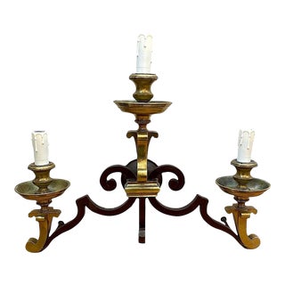 1950s Italian Patinated Iron & Brass Accent Hollywood Regency Sconce For Sale