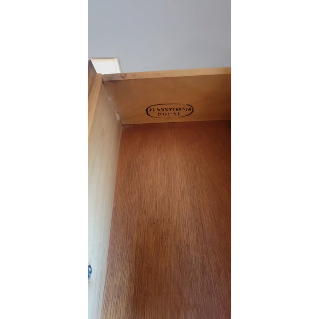 Late 20th Century Pennsylvania House Solid Hard Rock Maple Colonial Early American Nightstands - A Pair For Sale - Image 14 of 16