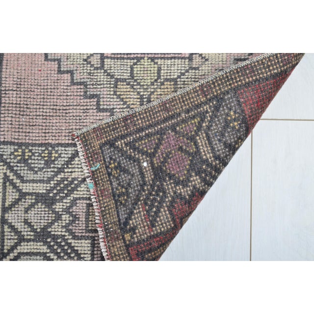 1960s Mid 20th Century Small Oushak Floral Rug For Sale - Image 5 of 5