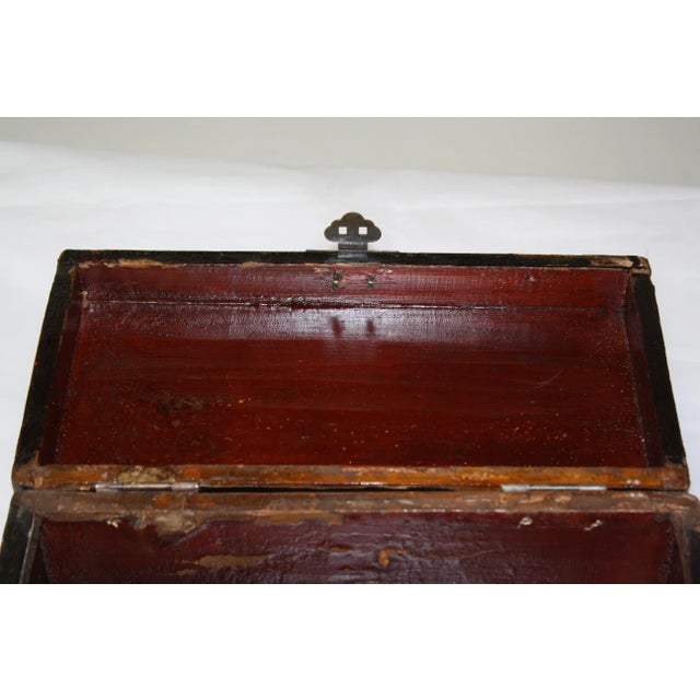 Hand Painted Vintage Chinese Jewelry Box For Sale - Image 11 of 12