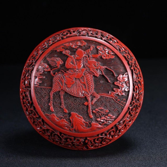 Paint Vintage Chinese Carved Cinnabar Lacquer Round Box With Figural Scene For Sale - Image 7 of 10
