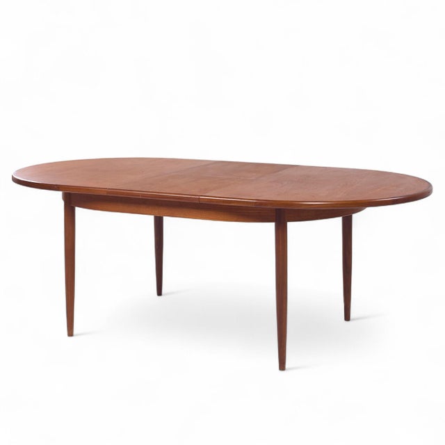 Mid-Century Modern G Plan Mid Century Teak Hidden Leaf Expanding Dining Table For Sale - Image 3 of 10