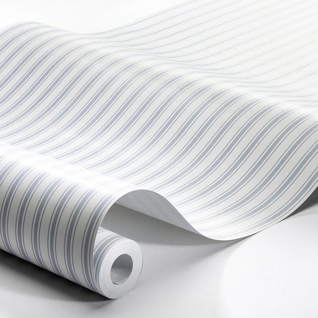 Initially worn by bankers in Victorian England, the pinstripe is now affiliated with ultra-stylish statement-makers. AspÃ¶...