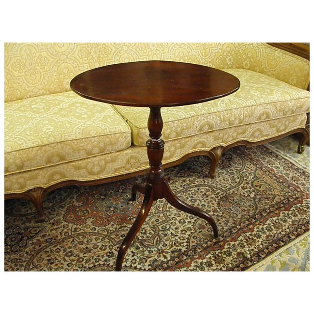 Rustic 18th Century Mahogany American Tilt Top Tea Table or Candle Stand For Sale - Image 3 of 16